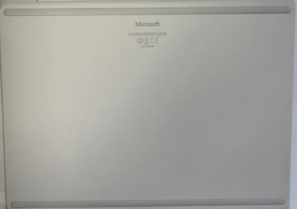 Microsoft Surface Laptop Go 10th Gen Intel Core i5 128GB, 8GB RAM Platinum Gebraucht !!!